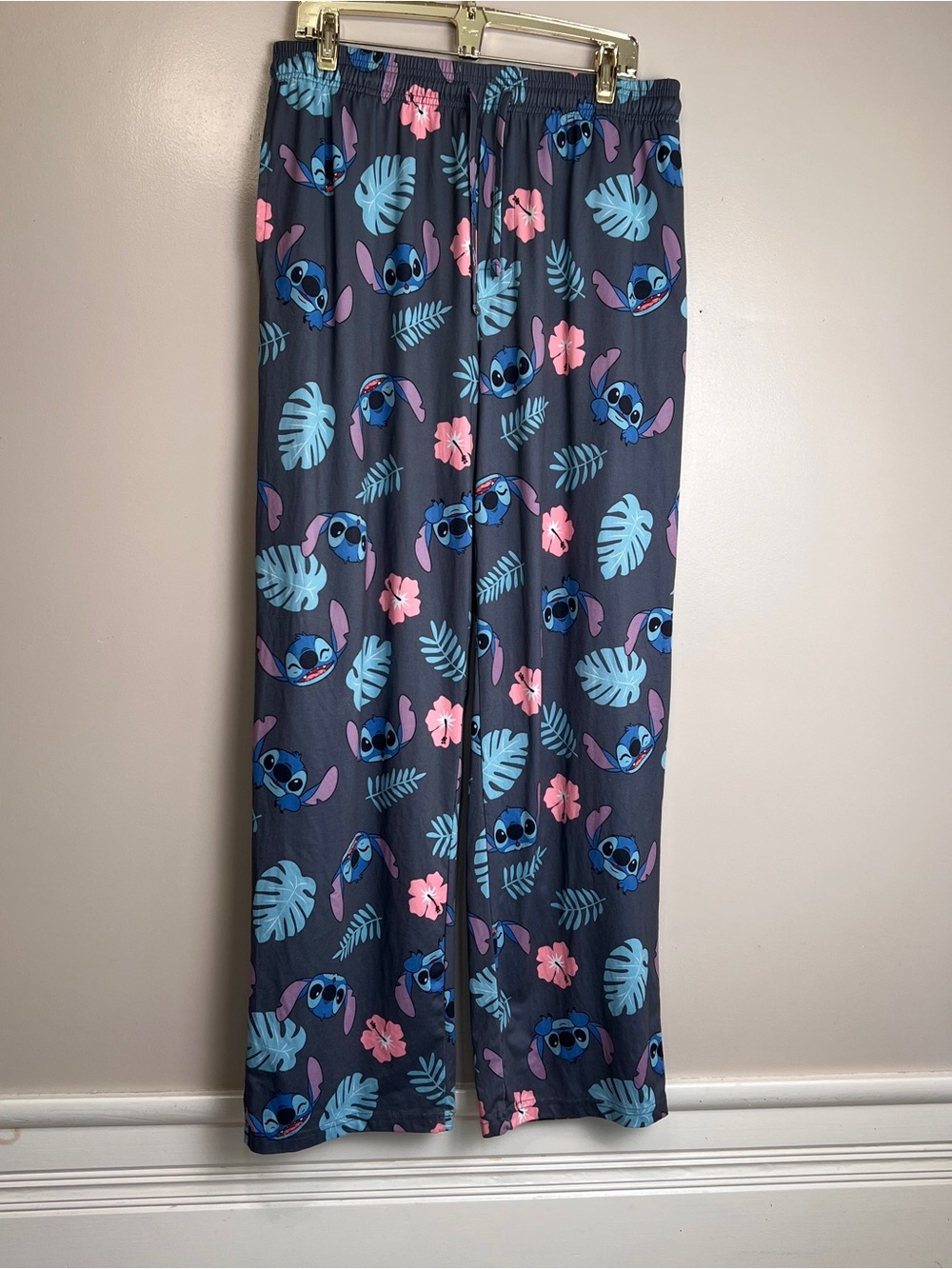 Disney Stitch Ladies Pajama Bottom Pants Grey Drawstring Pockets Soft Large, EUC - Picture 1 of 8